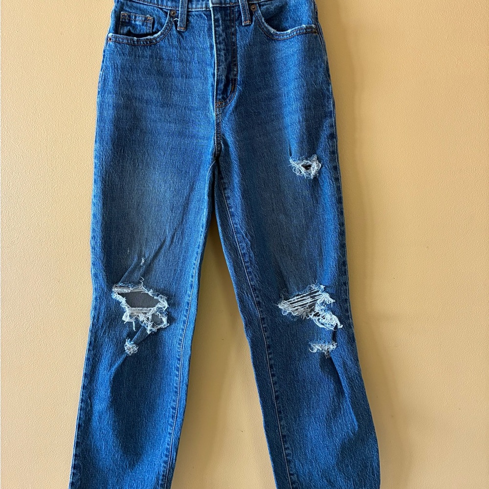 Universal Thread Distressed Blue Straight Leg Jeans